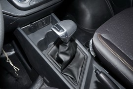 2023款长安睿行EM60