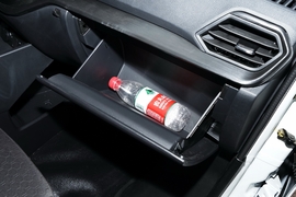 2023款长安睿行EM60