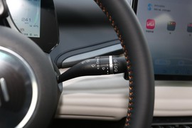 2023款比亚迪元PLUS