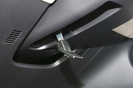 2023款比亚迪元PLUS