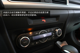 温州站实拍马自达3昂克塞拉