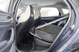 2023款比亚迪驱逐舰05