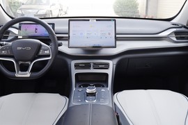 2023款比亚迪驱逐舰05