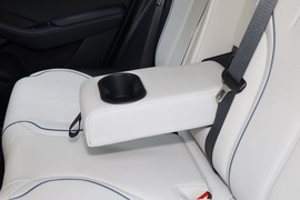 2023款比亚迪驱逐舰05