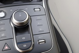 2023款比亚迪驱逐舰05