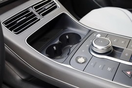 2023款比亚迪驱逐舰05