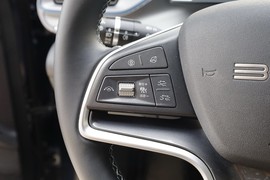 2023款比亚迪驱逐舰05