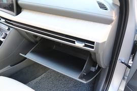 北京现代第十一代索纳塔