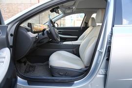 北京现代第十一代索纳塔