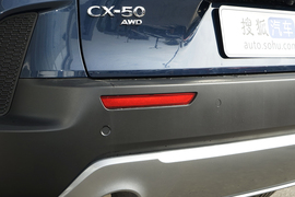 2023款马自达CX-50行也