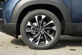 2023款马自达CX-50行也