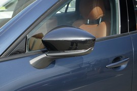 2023款马自达CX-50行也