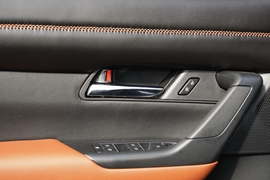 2023款马自达CX-50行也