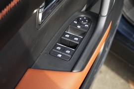 2023款马自达CX-50行也