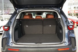 2023款马自达CX-50行也