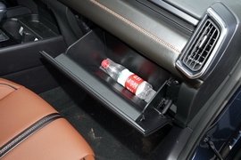 2023款马自达CX-50行也