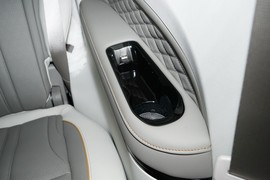 2024款东风风行游艇