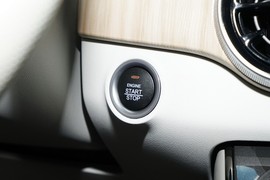 2024款东风风行游艇