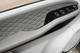 2024款东风风行游艇