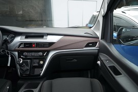 2023款江淮瑞风M3