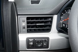 2024款东风风行T5