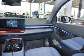2024款宝马530Li