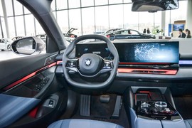 2024款宝马530Li