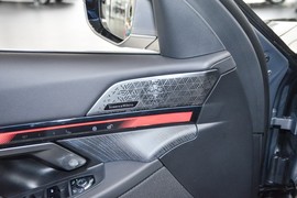2024款宝马530Li