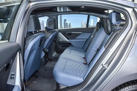 2024款宝马530Li