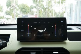 2023款吉利熊猫mini