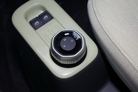 2023款吉利熊猫mini