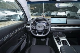 2024款吉利帝豪L