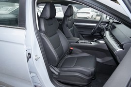 2024款吉利帝豪L