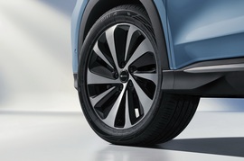 2024款比亚迪宋PLUS