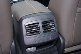 2024款比亚迪秦PLUS