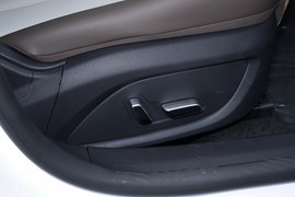 2024款比亚迪秦PLUS