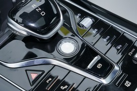 2024款比亚迪秦PLUS