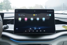 2024款比亚迪秦PLUS