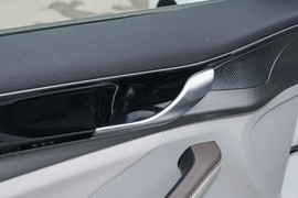 2024款比亚迪秦PLUS