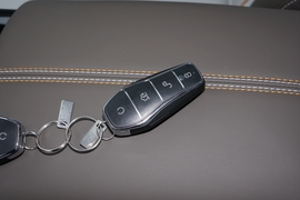 2024款比亚迪秦PLUS