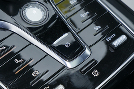 2024款比亚迪秦PLUS