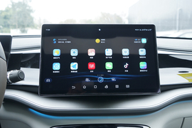 2024款比亚迪秦PLUS