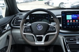 2024款比亚迪秦PLUS