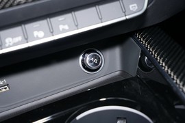 2024款奥迪A4L