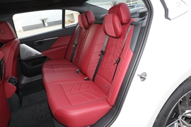2024款宝马530Li