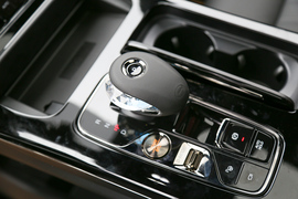 2024款广汽传祺M8