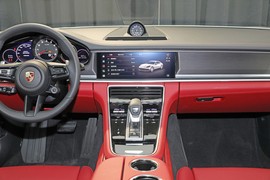 2023款保时捷Panamera