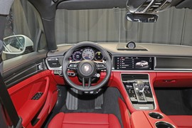 2023款保时捷Panamera