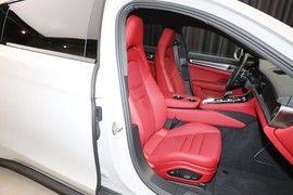 2023款保时捷Panamera