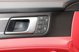 2023款保时捷Panamera